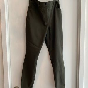 Lululemon - dark green pants - US size 33